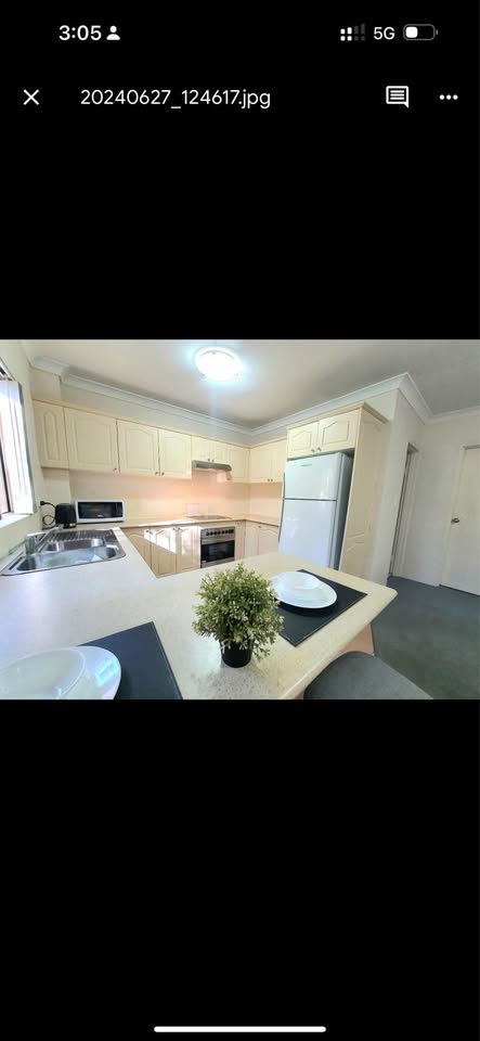 Shared/Couples and solo rooms