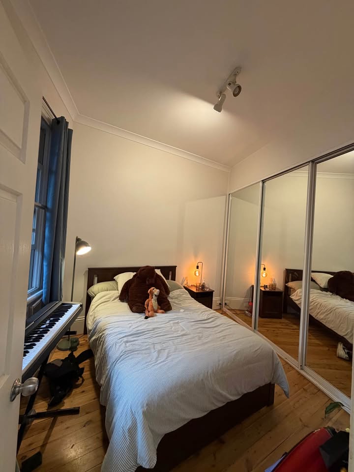 Room Available in Surry Hills