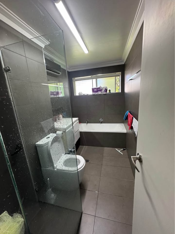 Single Room Available for One Male – Strathfield