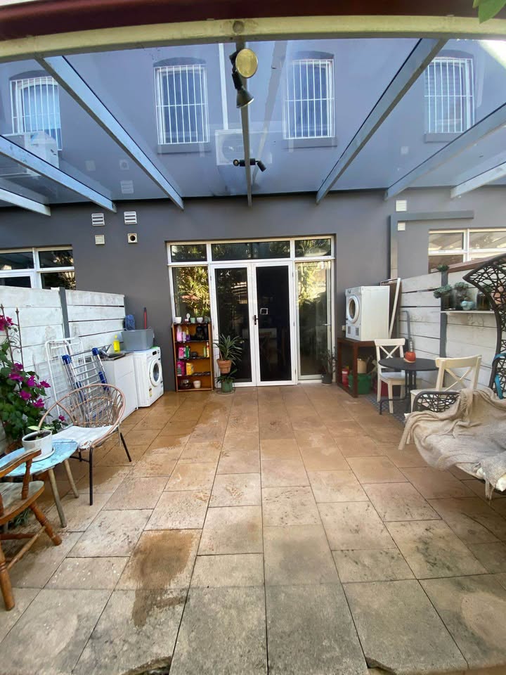 Private Room with Ensuite in Alexandria
