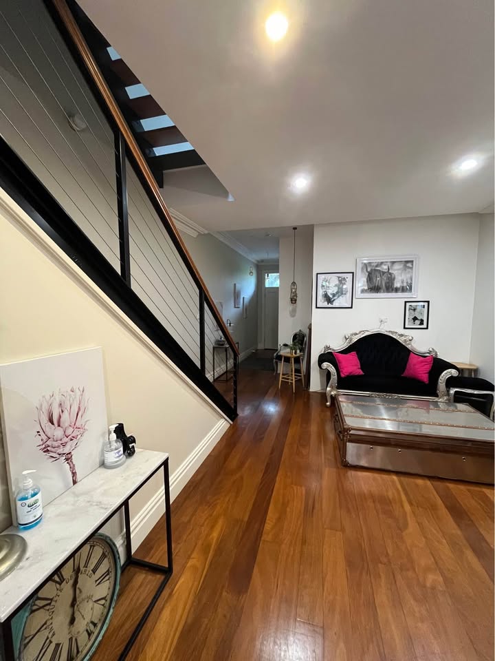 Private Room with Ensuite in Alexandria