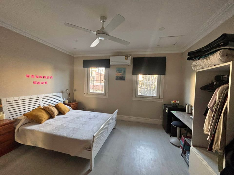 Private Room with Ensuite in Alexandria